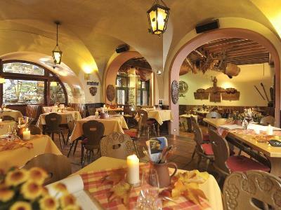 Breuer's Ruedesheimer Schloss Hotel